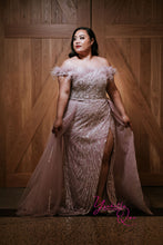 Load image into Gallery viewer, MIRIAM Hire