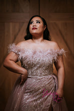 Load image into Gallery viewer, MIRIAM Hire