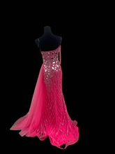 Load image into Gallery viewer, Phoebe Hire