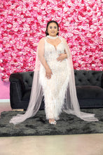 Load image into Gallery viewer, Snowy Hire