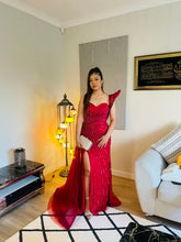 Load image into Gallery viewer, Liliana Hire