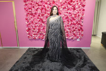 Load image into Gallery viewer, Vivian Hire