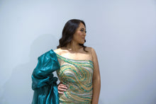 Load image into Gallery viewer, Liliana Hire