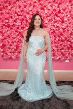 Load image into Gallery viewer, Tiffany Hire