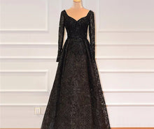 Load image into Gallery viewer, Hyatt Hire