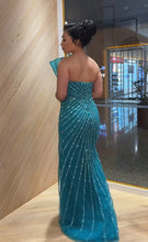 Load image into Gallery viewer, Liliana Hire