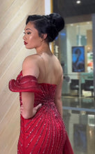 Load image into Gallery viewer, Liliana Hire