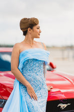 Load image into Gallery viewer, Liliana Hire