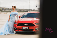 Load image into Gallery viewer, Liliana Hire