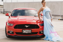 Load image into Gallery viewer, Liliana Hire