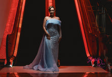 Load image into Gallery viewer, Liliana Hire