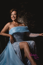 Load image into Gallery viewer, Liliana Hire