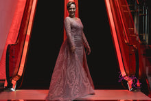 Load image into Gallery viewer, Liliana Hire