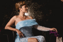 Load image into Gallery viewer, Liliana Hire