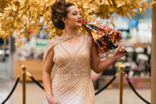 Load image into Gallery viewer, Liliana Hire