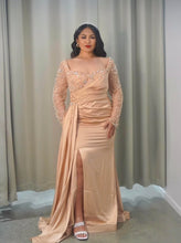 Load image into Gallery viewer, Liliana Hire