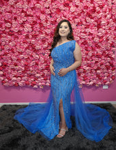 Load image into Gallery viewer, Liliana Hire