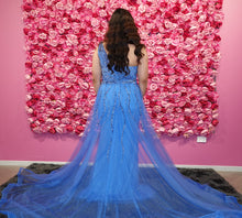 Load image into Gallery viewer, Liliana Hire