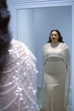 Load image into Gallery viewer, Liliana Hire