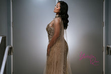 Load image into Gallery viewer, Snowy Hire