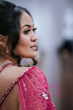 Load image into Gallery viewer, Tiffany Hire