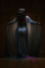 Load image into Gallery viewer, Vika Hire