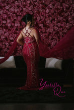 Load image into Gallery viewer, Tiffany Hire