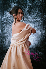 Load image into Gallery viewer, Celeste Hire