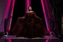 Load image into Gallery viewer, Amani Red Hire