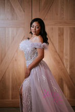 Load image into Gallery viewer, MIRIAM Hire