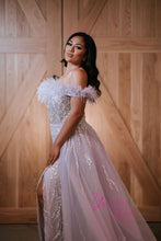 Load image into Gallery viewer, MIRIAM Hire