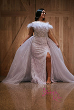 Load image into Gallery viewer, MIRIAM Hire