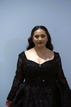 Load image into Gallery viewer, Hyatt Hire