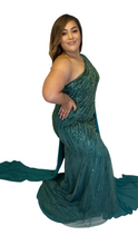 Load image into Gallery viewer, EMERALD GOWN