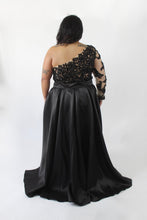 Load image into Gallery viewer, Quella Hire