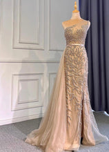 Load image into Gallery viewer, Eloise