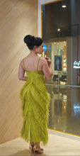 Load image into Gallery viewer, Liliana Hire
