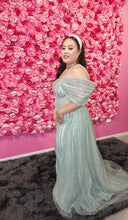 Load image into Gallery viewer, Liliana Hire
