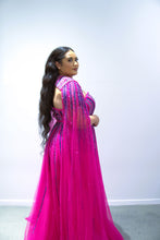 Load image into Gallery viewer, Liliana Hire
